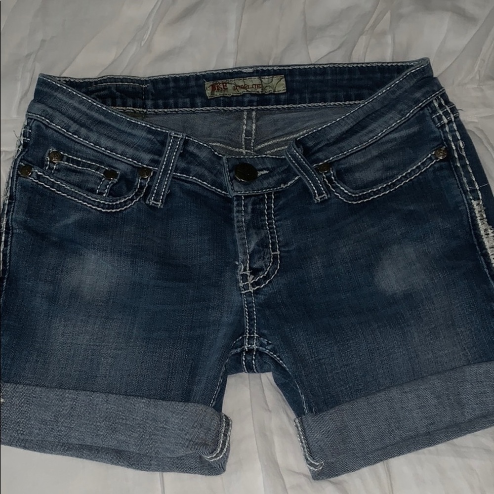 BKE shorts, 26•33 1/2